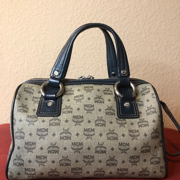 MCM Handbag - Picture 3 of 13